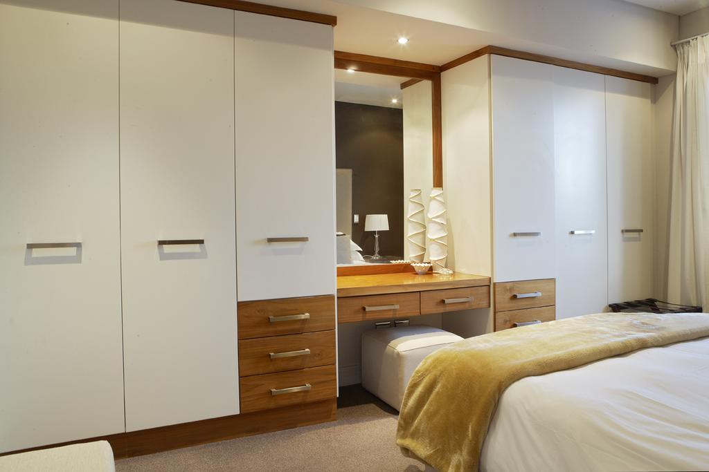 Marine Square Luxury Suites Hermanus Eksteriør bilde