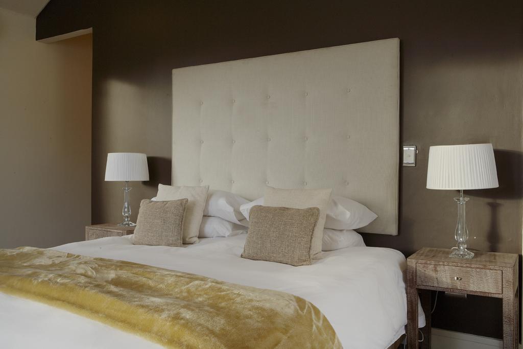 Marine Square Luxury Suites Hermanus Eksteriør bilde