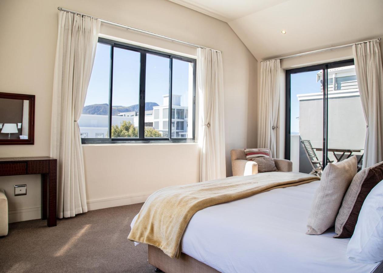 Marine Square Luxury Suites Hermanus Eksteriør bilde