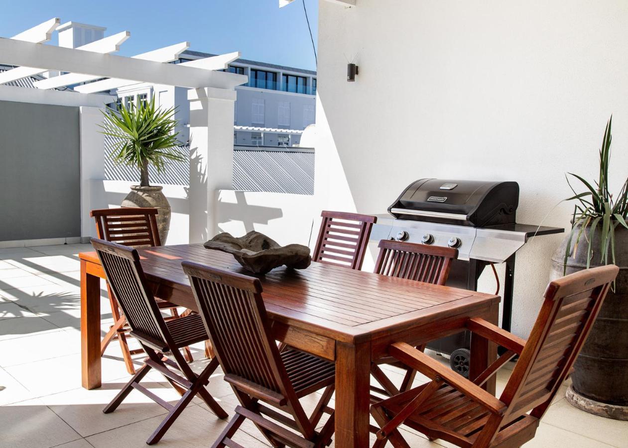 Marine Square Luxury Suites Hermanus Eksteriør bilde