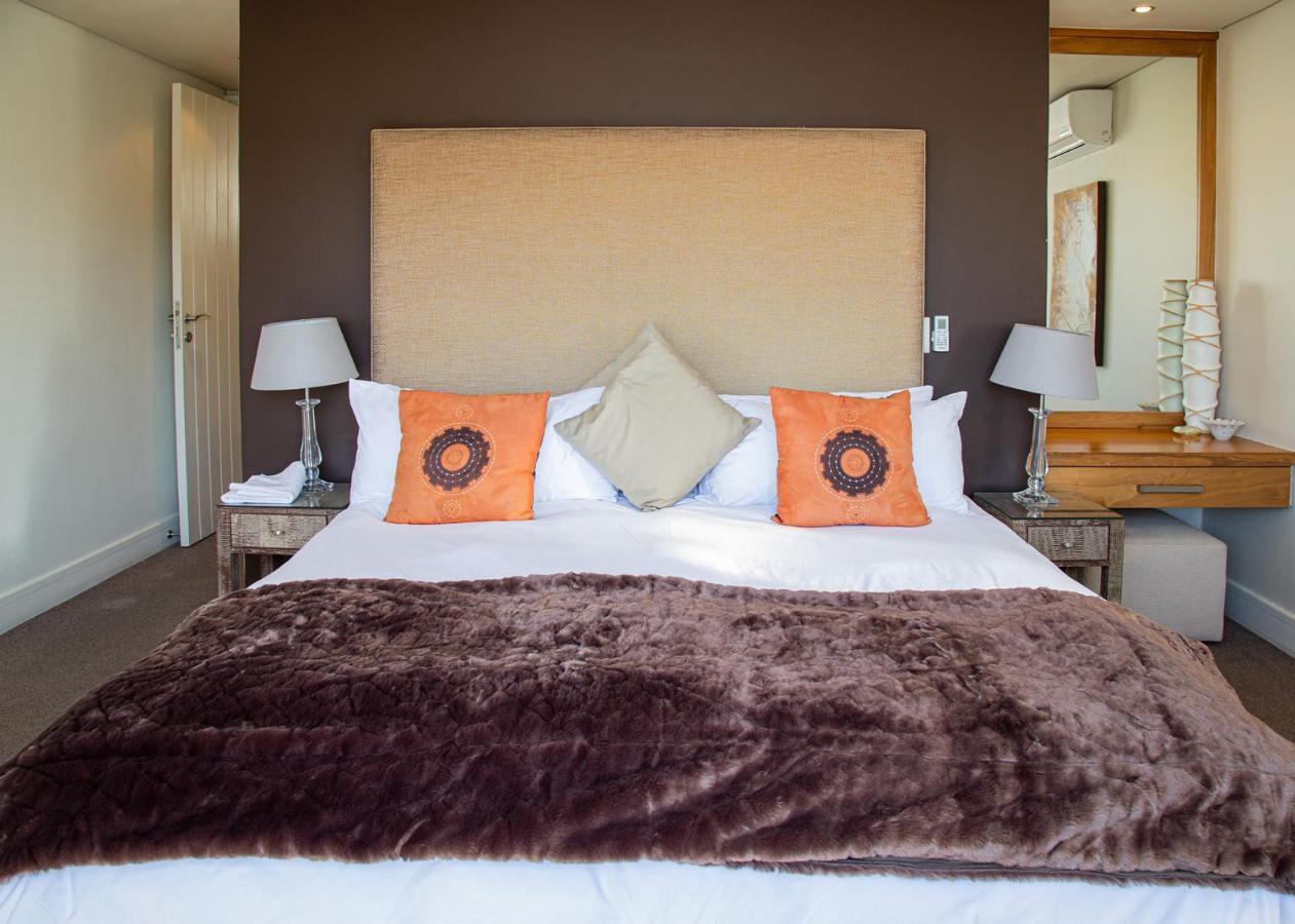 Marine Square Luxury Suites Hermanus Eksteriør bilde