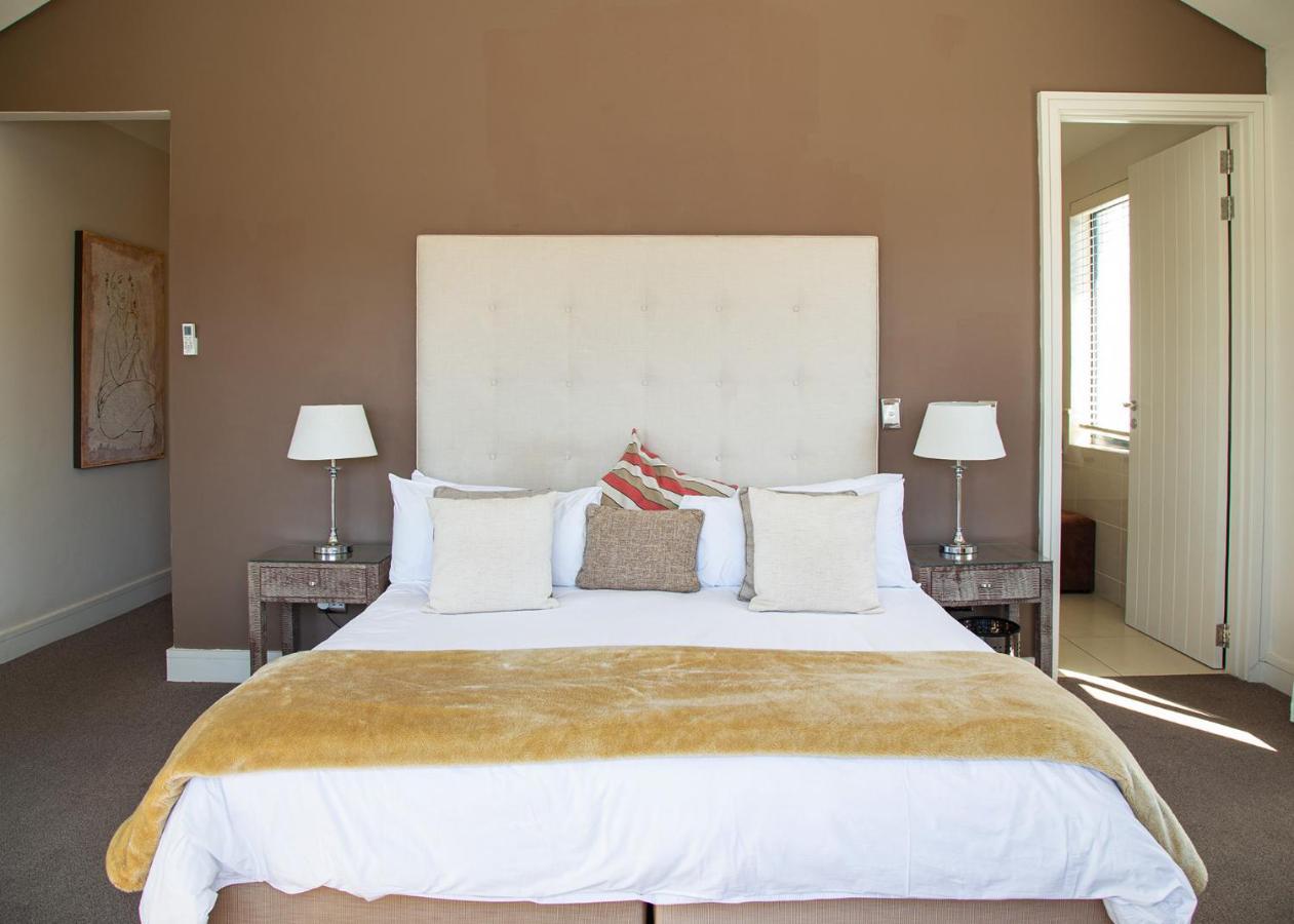 Marine Square Luxury Suites Hermanus Eksteriør bilde